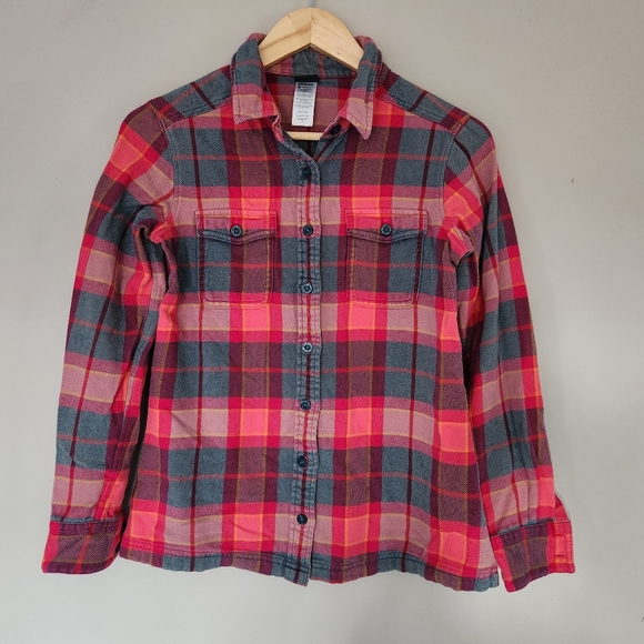 Patagonia Tops - Patagonia Organic Cotton Plaid Flannel